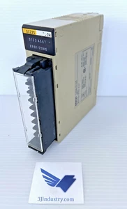 C200H-OC225 - C200HOC225 - 250VAC/24DC - 2A/POINT - 8A/UNIT - OMRON OUTPUT UNIT - Picture 1 of 6