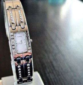 VINTAGE TIMEX DIAMONDS BEZEL RECTANGULAR QUARTZ WOMEN'S ALL S STL BRACELET WATCH - Picture 1 of 10