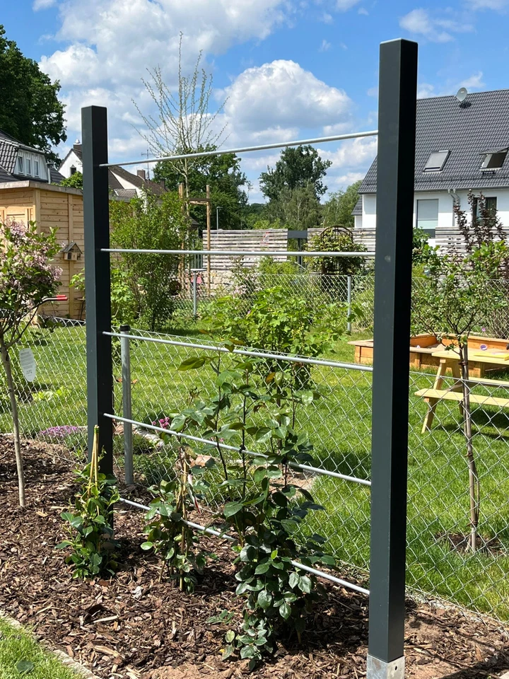 Rankhilfe METALL Rankgitter ★★★★ Weinrebe Himbeeren Sichtschutz Terrasse Spalier - Bild 1 von 4