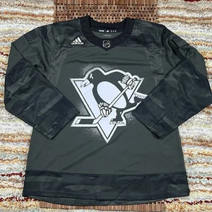 NHL Pittsburgh Penguins Military Salute To Service Hockey Jersey Black Camo 52 - Picture 1 of 3