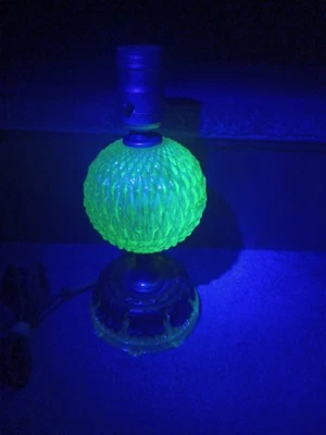 Vintage Art Deco 10" Uranium Glass Hobnail Bedside Table Lamp WOW !!! ** READ ** - Image 1 of 4