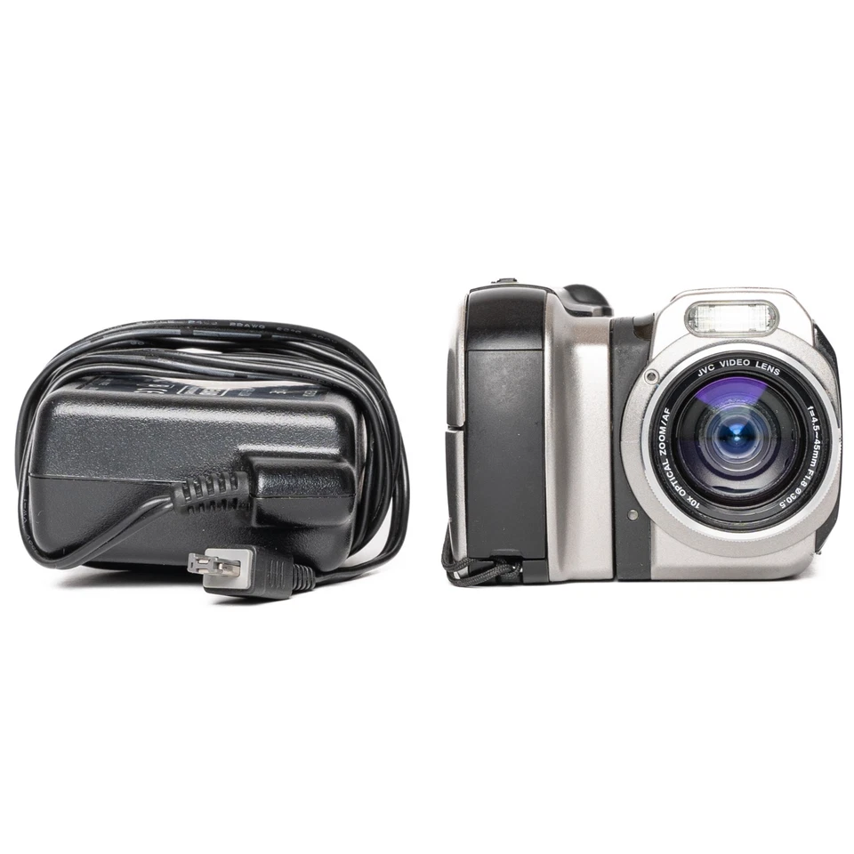 JVC GZ-MC200E Digital Camcorder - Silver - FULLY FUNCTIONAL - Image 1 of 4