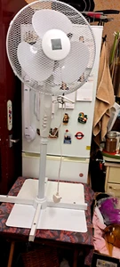 COLLECTION ONLY.Pedestal fan 16".3 speed Knight brand.Used. - Picture 1 of 15