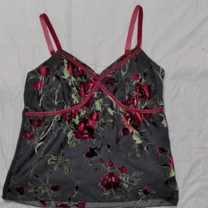 Camiseta sin mangas Mossimo Vintage Y2K Whimsygoth negra roja floral acento terciopelo talla 20W - Imagen 1 de 9