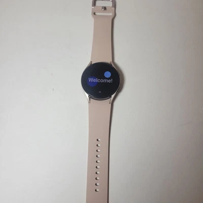 Samsung  - Galaxy Watch 4 - 40MM - Pink R865UZD Barely Used - Image 1 of 4