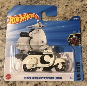 Hot Wheels VESPA 90 SS SUPER SPRINT (1966) BIANCA 2025 1:64 - Imagen 1 de 2