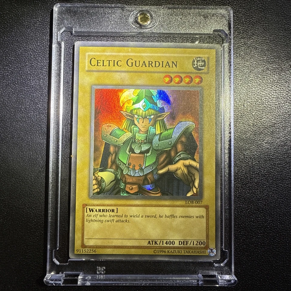 Yu-Gi-Oh! Celtic Guardian LOB-007 Rare Wavy English Near Mint - Image 1 of 4