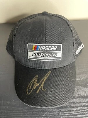 Кепка бейсболка Nascar Cup Series Gieco черная с автографом Брэда Кеселовски - Изображение 1 из 3