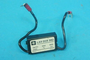 Telemecanique LA9D09982 motor starter suppressor module RC 250 VAC 400VDC - Picture 1 of 1