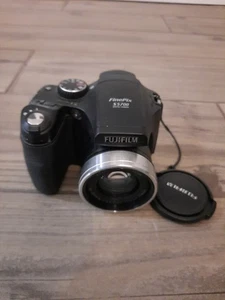 FUJIFILM Finepix S5700 7.0 MP 10 x Zoom Digital Camera Black See Desc #47a - Picture 1 of 6