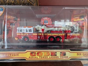 1/64 Code 3 Collectibles Limited Edition FDNY Seagrave Tower Ladder 111 Sold Out - Picture 1 of 6