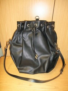 zara hand bolsas for ladies