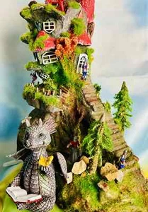 Modellbau Diorama Ritterburg -Burg-Schloss, handgefertigt, Geschenk- 25x18x29cm - Bild 1 von 19