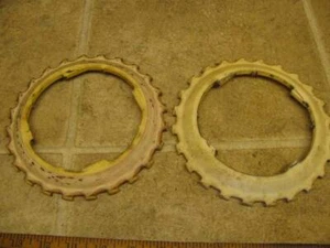 2 Piastre fioriera mais John Deere B6-24 Lustran plastica 494 694 24B 25b - Foto 1 di 2