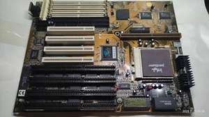 Socket 7 SET AT Soyo SY-5TF2 (430HX) ISA,PCI, CPU & 32 MB + Bonus - Picture 1 of 8