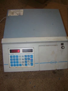 Hach DR/3000 Spectrophotometer 19600-00 - Picture 1 of 7