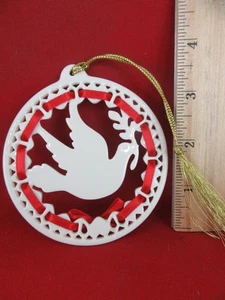 240 . LENOX Christmas Ornament 2010 Porcelain DOVE Cream with Red Ribbon Hearts - Picture 1 of 3