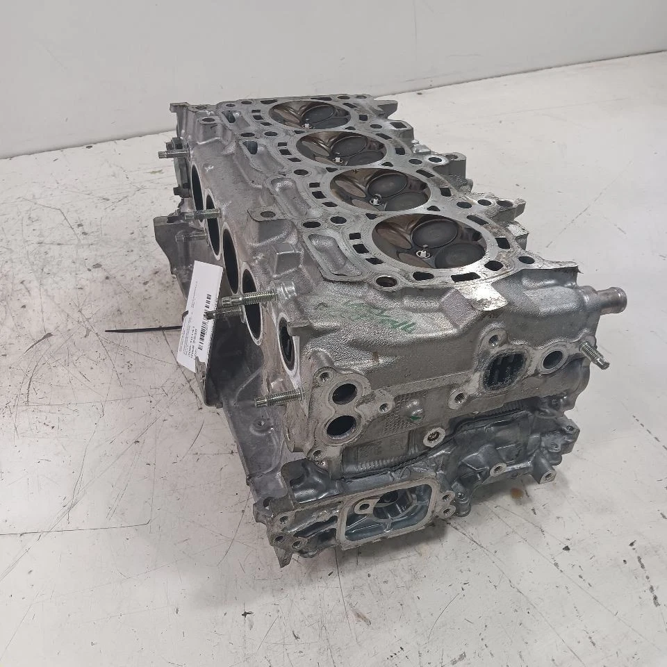 Culata de motor hatchback 2,0 L para Toyota Corolla 19-23 Foto 1 de 4