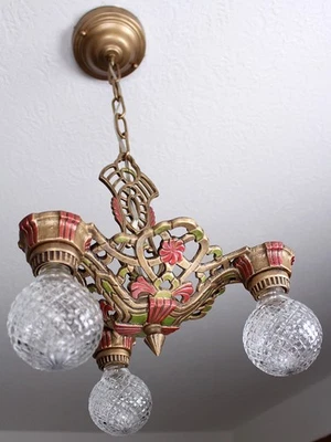 Lámpara de techo antigua vintage Art Deco de 1920 Foto 1 de 4