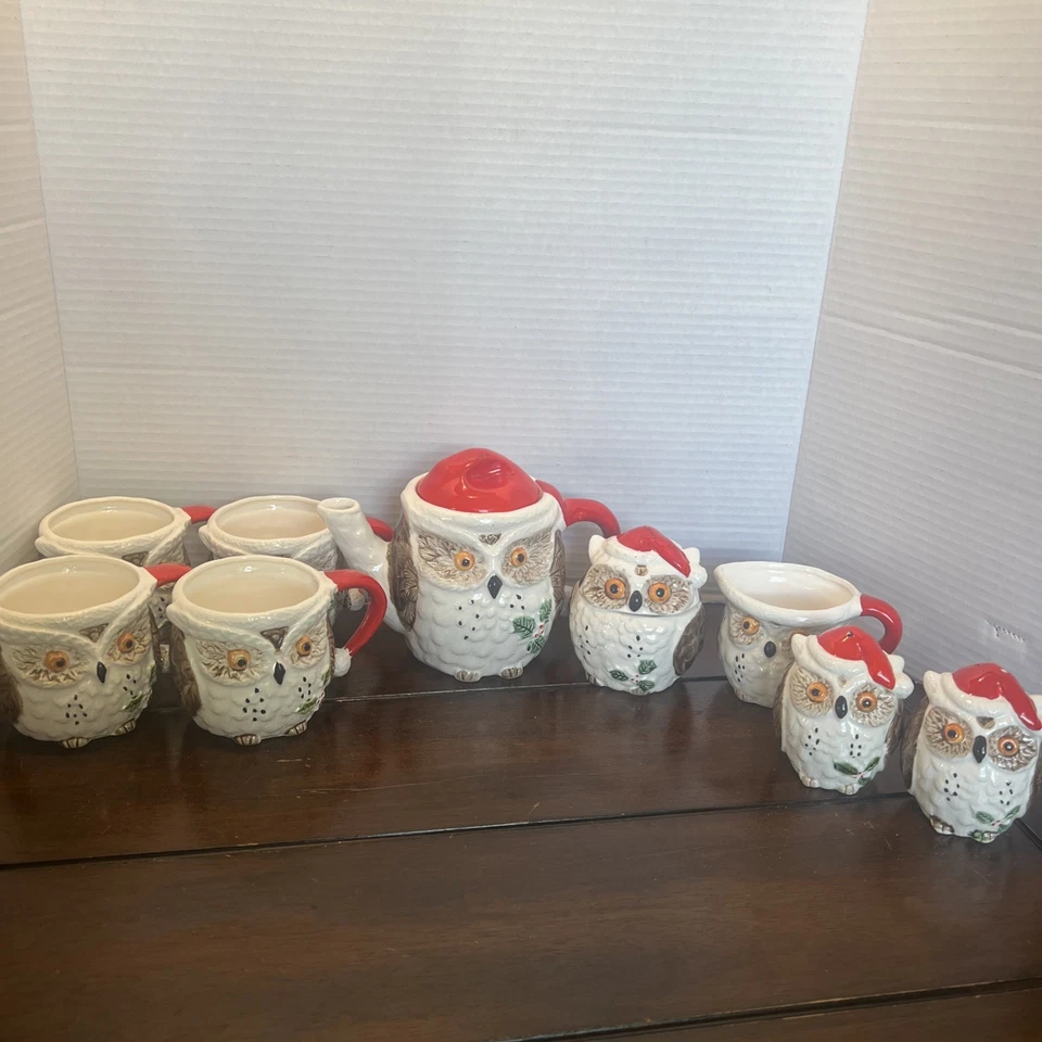 RARO VINTAGE Enesco Natal Papai Noel Chapéu Conjunto de Chá 1979, Folhas de Azevinho e Bagas - Imagem 1 de 4