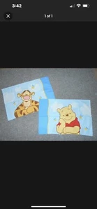 2 DISNEY WINNIE THE POOH AND TIGGER STANDARD PILLOW CASES LOT - Picture 1 of 3