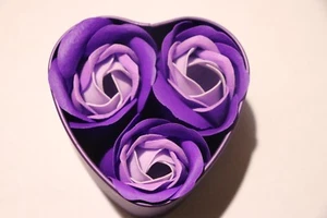 3Pcs Heart Scented Bath Body Petal Rose Flower Soap. Gift for any occation - Picture 1 of 5
