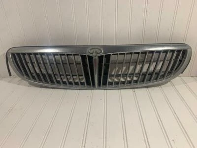 2000 2001 Infiniti I30 Front Grille 62310-3Y100 - Image 1 of 4