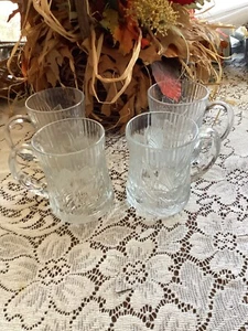 Arcoroc Vintage Canterbury Crocus Glass Coffee Mug Set of 6 3D Floral France - Picture 1 of 3