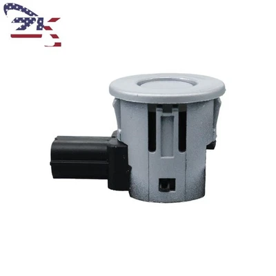 Soporte sensor asistencia estacionamiento parachoques plata Dodge Ram 1500 2014-2018 Foto 1 de 4