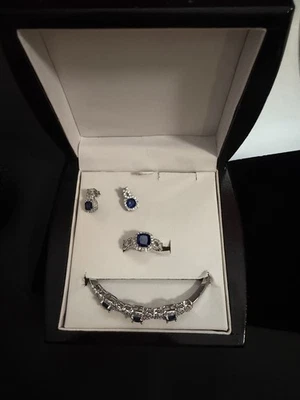 Zafiro azul y circonita cúbica creados en laboratorio para mujer plata sobre latón✅ Foto 1 de 3