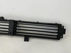 2018-2021 Chevrolet TRAVERSE OEM Front Lower Bumper Shutter Assembly 84393410 - Bild 1 von 7
