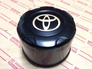 Toyota Land Cruiser OEM steel wheel center cap 100 series FZJ100 HDJ100 - Picture 1 of 4