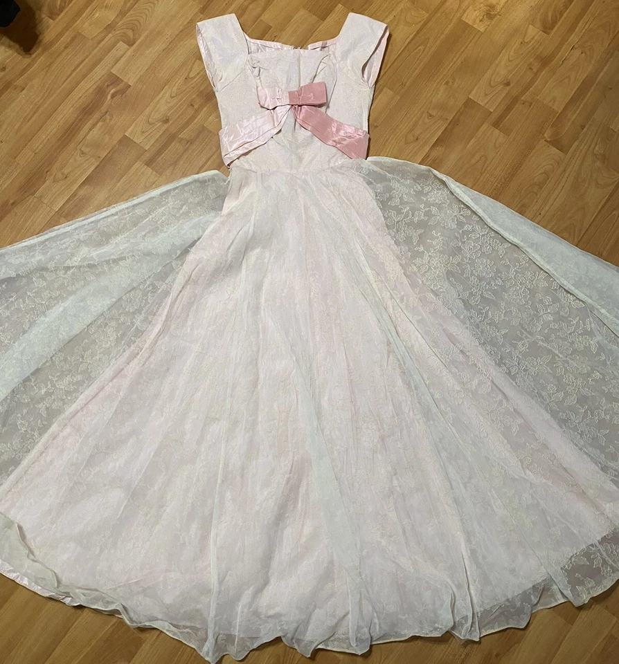 Vintage 50s Pink Off white Floral Fit Flare Prom Dress Evening Gown Pink Pinup - Image 1 of 4