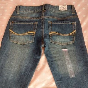 SO dunkel getönte Boot Cut Jeans Junior Größe 3 neu mit Etikett 27W 32L - Bild 1 von 6