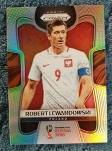 ROBERT LEWANDOWSKI 2018 PRIZM SILVER PRIZM WORLD CUP #146 MINT - Picture 1 of 3