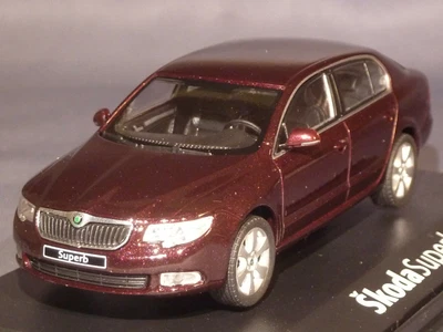 SKODA SUPERB 2 TSI FASE 1 2008 ROSSO BRUNELLO METAL ABREX 143AB010JB 1:43 010JB - Immagine 1 di 2