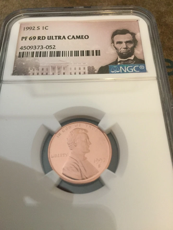 1992 S NGC PF69RD ULTRA CAMEO LINCOLN CENT - Image 1 of 1