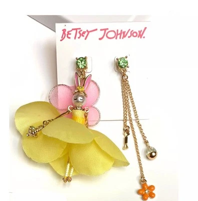 Pendientes colgantes Betsey Johnson Fairy Bunny huevo de Pascua desajuste nuevos con etiquetas Foto 1 de 4