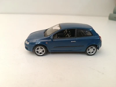 MACCHININA NOREV FIAT STILO BLU SCALA 1:43 COLORE BLU-V18 - Immagine 1 di 4