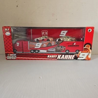 Nascar Winners Circle Kasey Kahne #9 Evernham Diecast Cars & Tin Hauler - Image 1 of 4