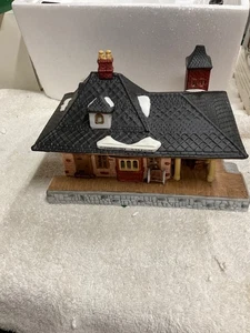 Department 56 Dicken's Village Series Train and Lighted Station 4 Piece Set - Picture 1 of 12