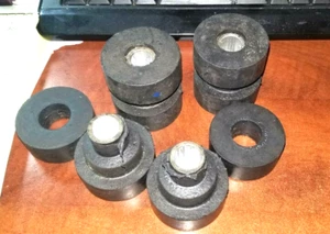 qty-4 60024 TECH PRODUCTS 1.87" DIA. VIBRATION ISOLATOR UNIVERSAL MOUNT 4 pc LOT - Picture 1 of 5