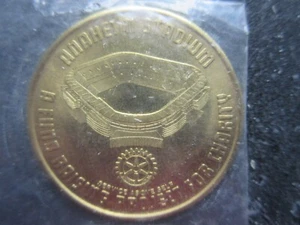El Club Rotario de Anaheim honra a los LA Rams 1980 medallón de caridad - Imagen 1 de 2
