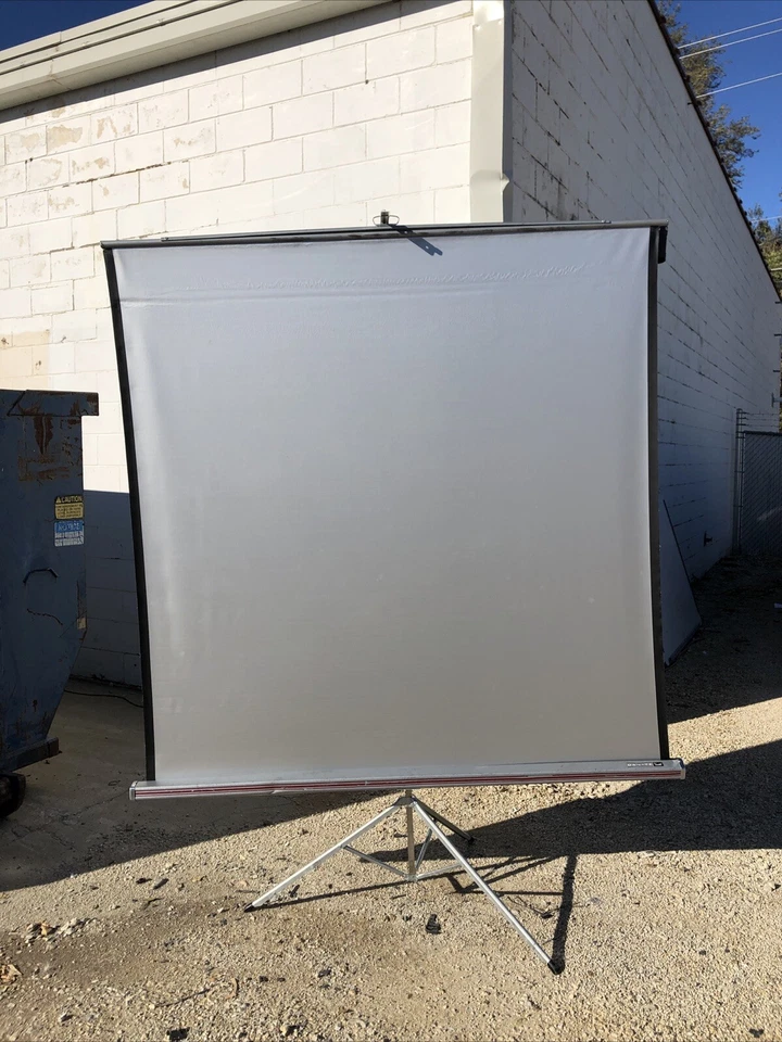Da-Lite Versatol Portable Collapsible White Projector Screen - Image 1 of 4
