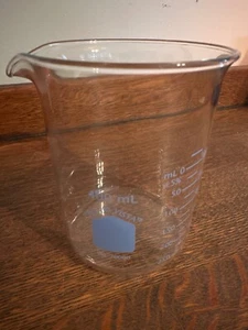 Corning Pyrex 400mL Griffin Beaker Glass Vista Flat Bottom w/Measuring  No 70000 - Picture 1 of 3