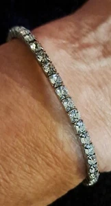 Silver Tone Stretch Bracelet With Clear Stones - Picture 1 of 3