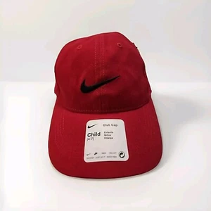 Gorra de béisbol Nike para niños pequeña clásica de sarga, negra/roja gimnasio, talla niño (4-7) - Imagen 1 de 2