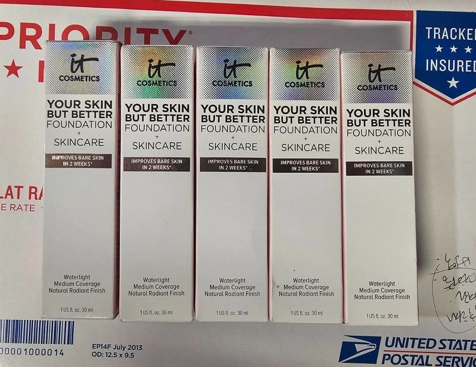 It Cosmetics Your Skin But Better Foundation + Skincare Size 1 fl oz 21,30,31,62 - Image 1 of 2