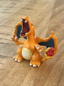 Vintage Charizard TOMY Pokemon Figure 1999 Nintendo 2 Inch PVC - Picture 1 of 8