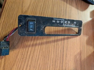 94 95 96 Jaguar XJS Gear Shifter Shift Indicator Trim - Image 1 of 2